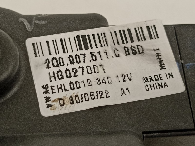 Recambio de motor apertura trampillas climatizador para seat ibiza (kj1) style go referencia OEM IAM 2Q0907511C  