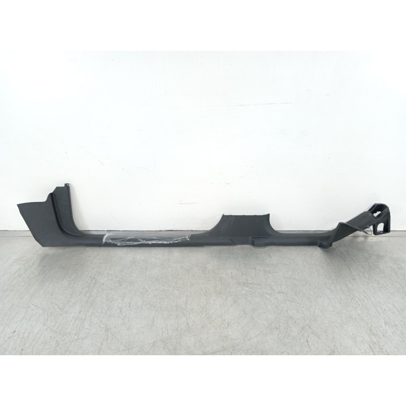 Recambio de moldura para seat ibiza (kj1) style go referencia OEM IAM 6F0863484  