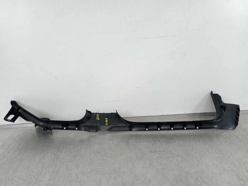 Recambio de moldura para seat ibiza (kj1) style go referencia OEM IAM 6F0863484  