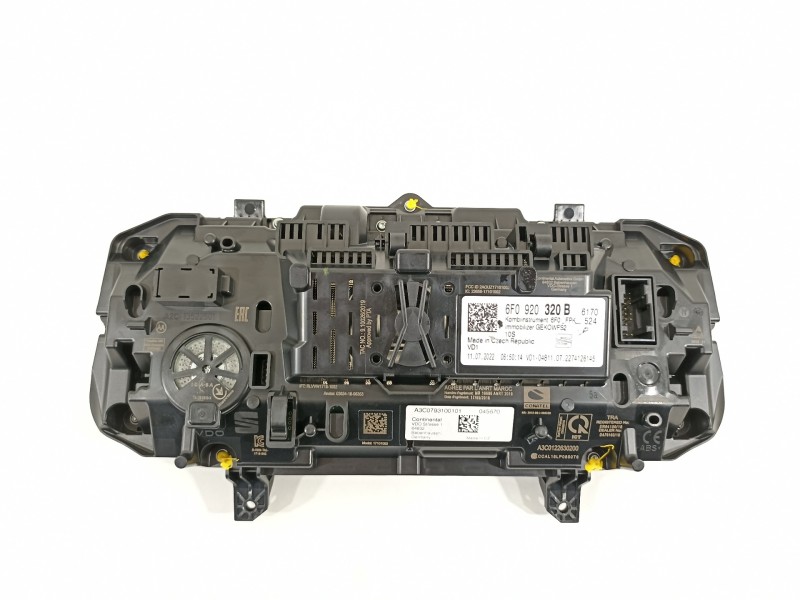 Recambio de cuadro instrumentos para seat arona xperience referencia OEM IAM 6F0920320B A3C0793100101 