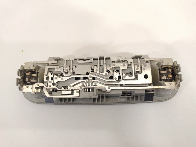 Recambio de luz interior para audi q5 (8r) 2.0 tfsi (155kw) referencia OEM IAM 8T0947111A13U  