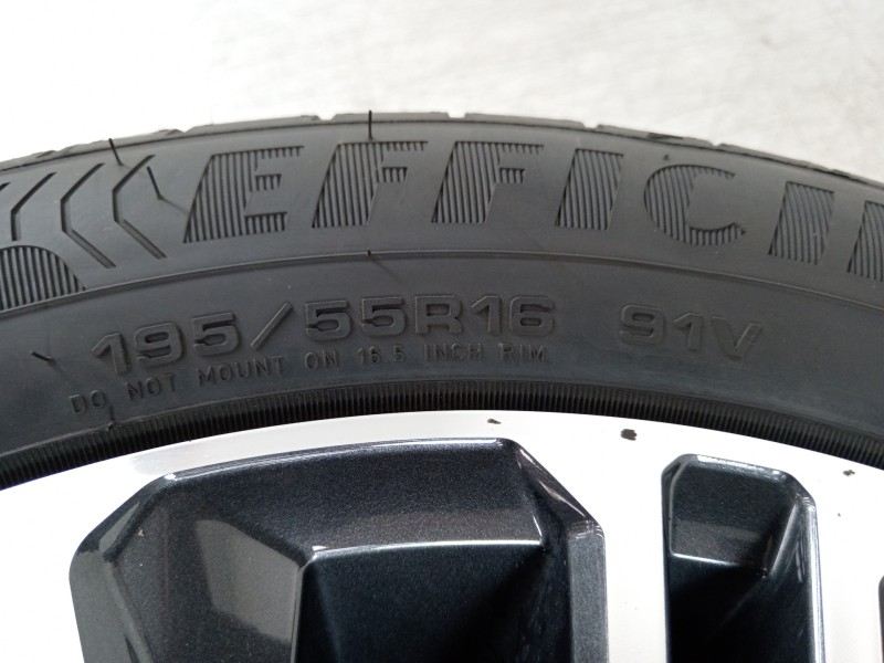 Recambio de juego de llantas para seat ibiza (kj1) style go referencia OEM IAM 6F0601025L 195-55R16 91V 