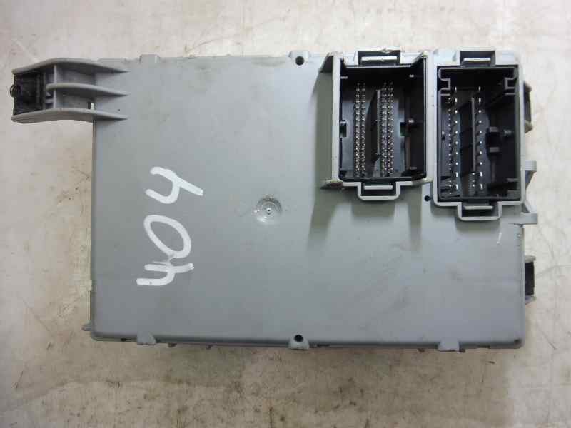 Recambio de caja reles / fusibles para ford ka (ccu) trend + referencia OEM IAM 519749220  
