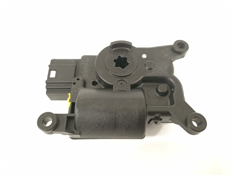 Recambio de motor apertura trampillas climatizador para seat ibiza (kj1) style go referencia OEM IAM 2Q0907511A  