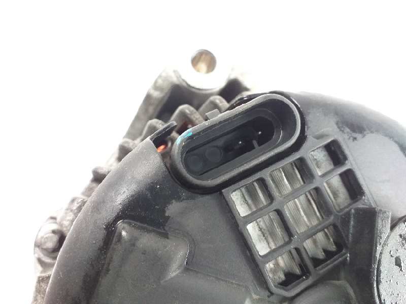 Recambio de alternador para ssangyong rexton w premium 2wd referencia OEM IAM A6711540202  