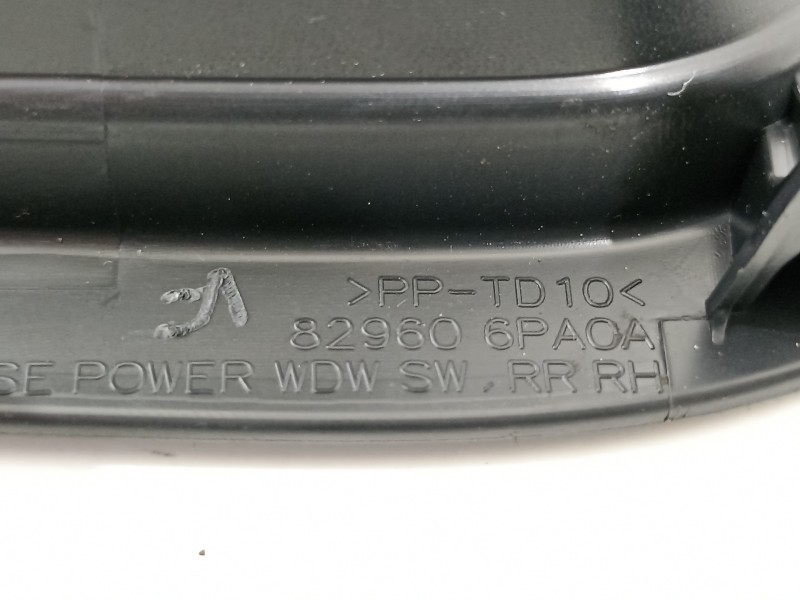 Recambio de mando elevalunas trasero derecho para nissan juke (f16) referencia OEM IAM 829606PA0A 21701SN 
