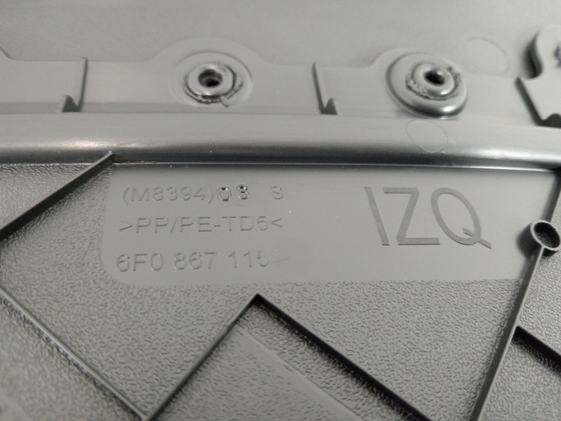 Recambio de guarnecido puerta trasera izquierda para seat ibiza (kj1) style go referencia OEM IAM 6F0867115  