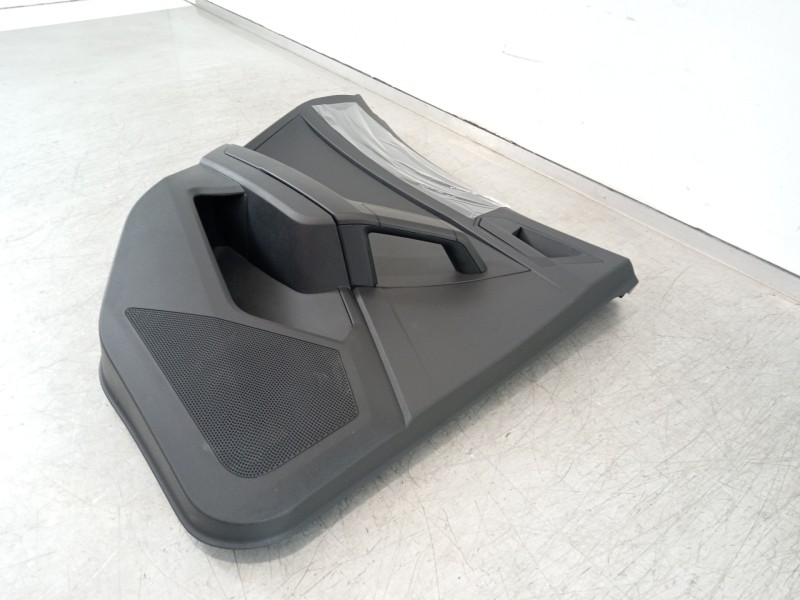 Recambio de guarnecido puerta trasera izquierda para seat ibiza (kj1) style go referencia OEM IAM 6F0867115  