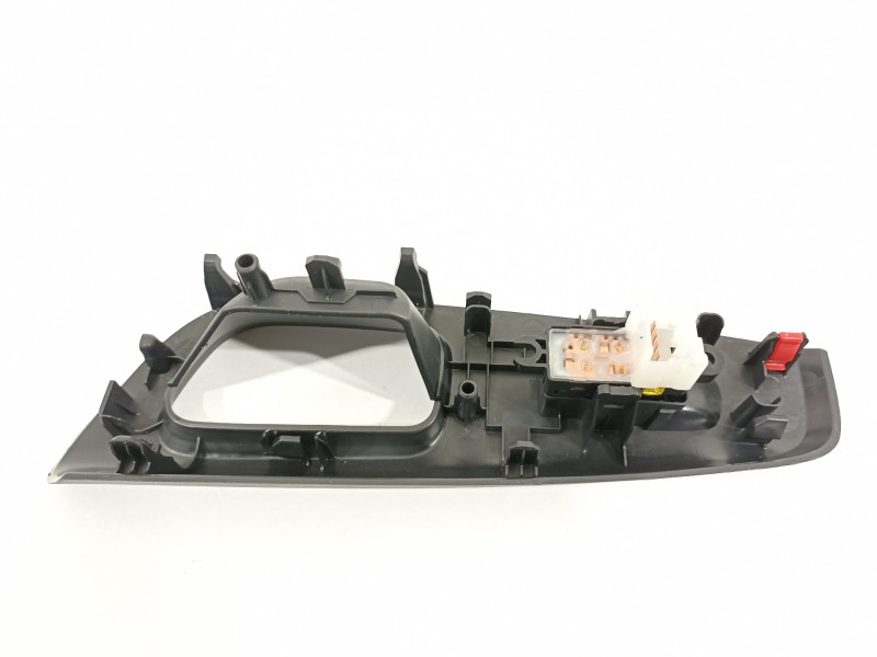 Recambio de mando elevalunas trasero derecho para nissan juke (f16) referencia OEM IAM 829606PA0A 21701SN 