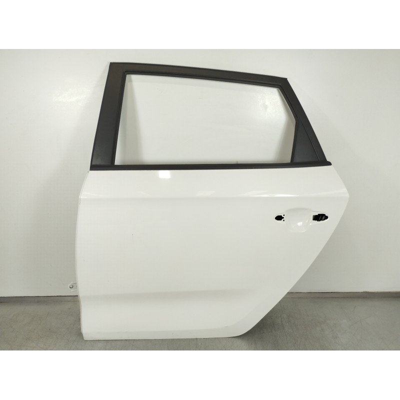 Recambio de puerta trasera izquierda para kia carens ( ) business referencia OEM IAM 77003A4000  