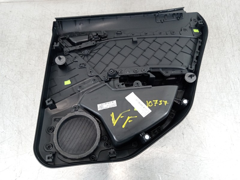 Recambio de guarnecido puerta trasera izquierda para seat ibiza (kj1) style go referencia OEM IAM 6F0867115  