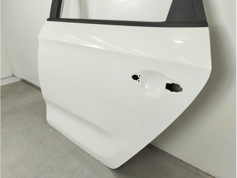 Recambio de puerta trasera izquierda para kia carens ( ) business referencia OEM IAM 77003A4000  