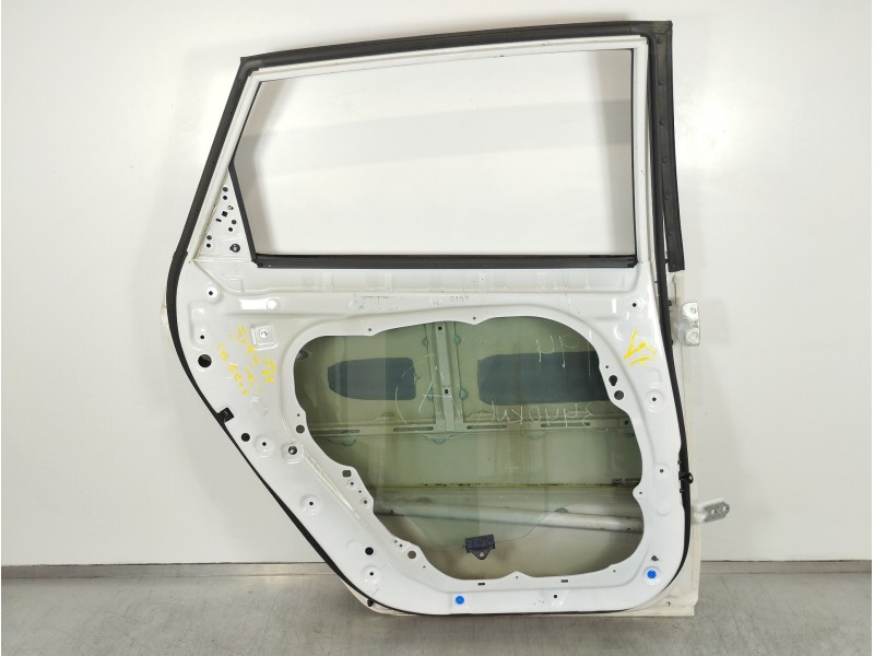 Recambio de puerta trasera izquierda para kia carens ( ) business referencia OEM IAM 77003A4000  