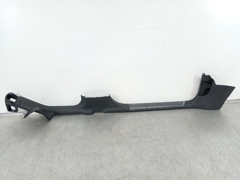 Recambio de moldura para seat ibiza (kj1) style go referencia OEM IAM 6F0863483  