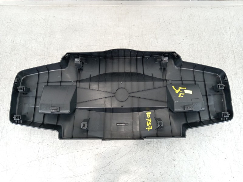 Recambio de guarnecido porton trasero para seat ibiza (kj1) style go referencia OEM IAM 6F0867601  