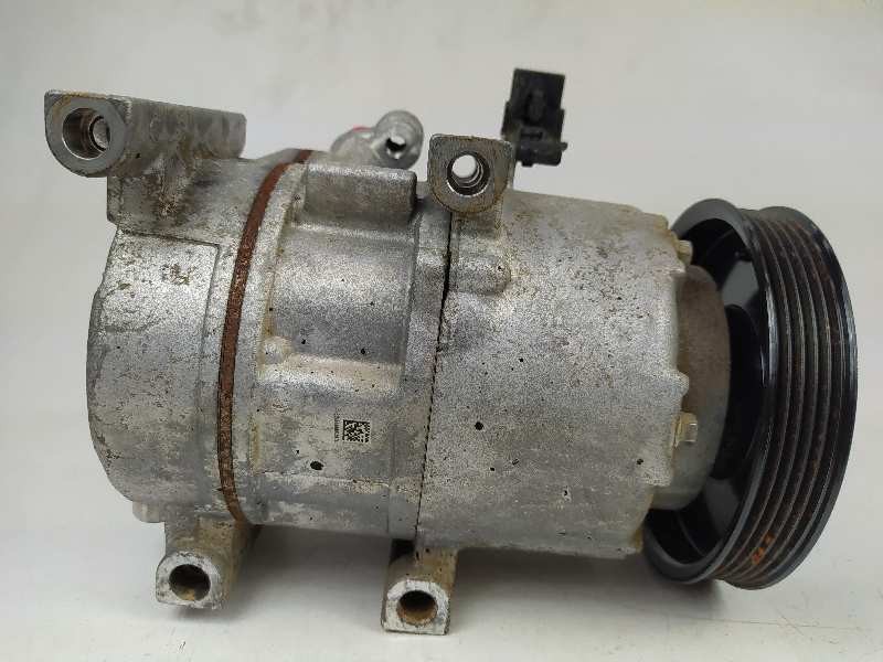 Recambio de compresor aire acondicionado para kia carens ( ) business referencia OEM IAM CA500PNBCA15 VS16ENCFA0399 