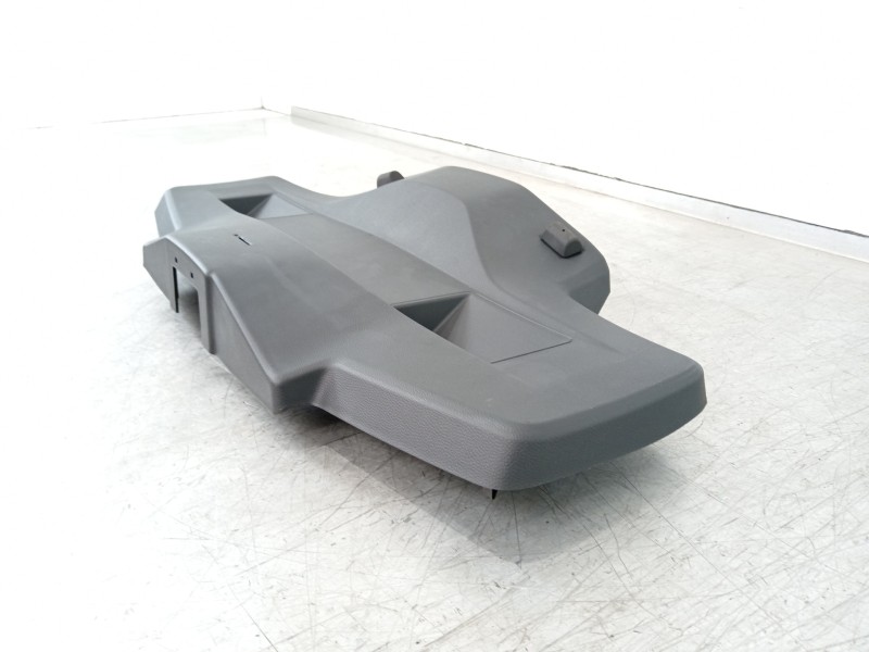 Recambio de guarnecido porton trasero para seat ibiza (kj1) style go referencia OEM IAM 6F0867601  