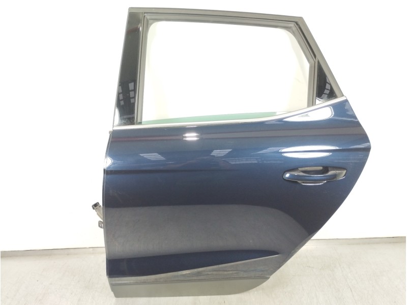 Recambio de puerta trasera izquierda para seat arona xperience referencia OEM IAM 6F9833311  