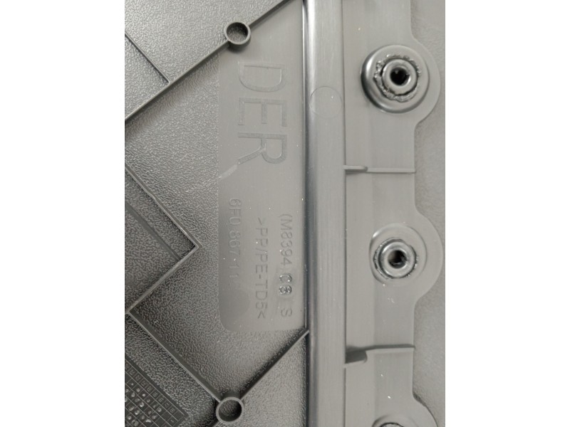 Recambio de guarnecido puerta trasera derecha para seat ibiza (kj1) style go referencia OEM IAM 6F0867116  