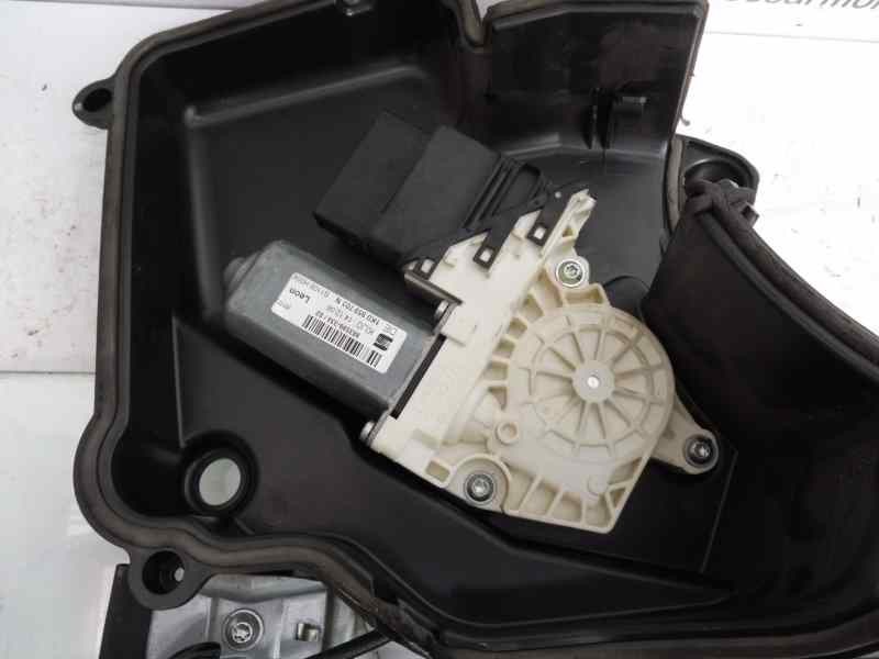 Recambio de elevalunas trasero izquierdo para seat leon (1p1) stylance / style referencia OEM IAM 1P0839401B 1K0959703N 