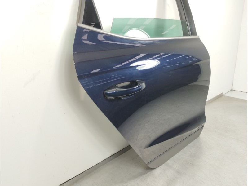 Recambio de puerta trasera derecha para seat arona xperience referencia OEM IAM 6F9833312  