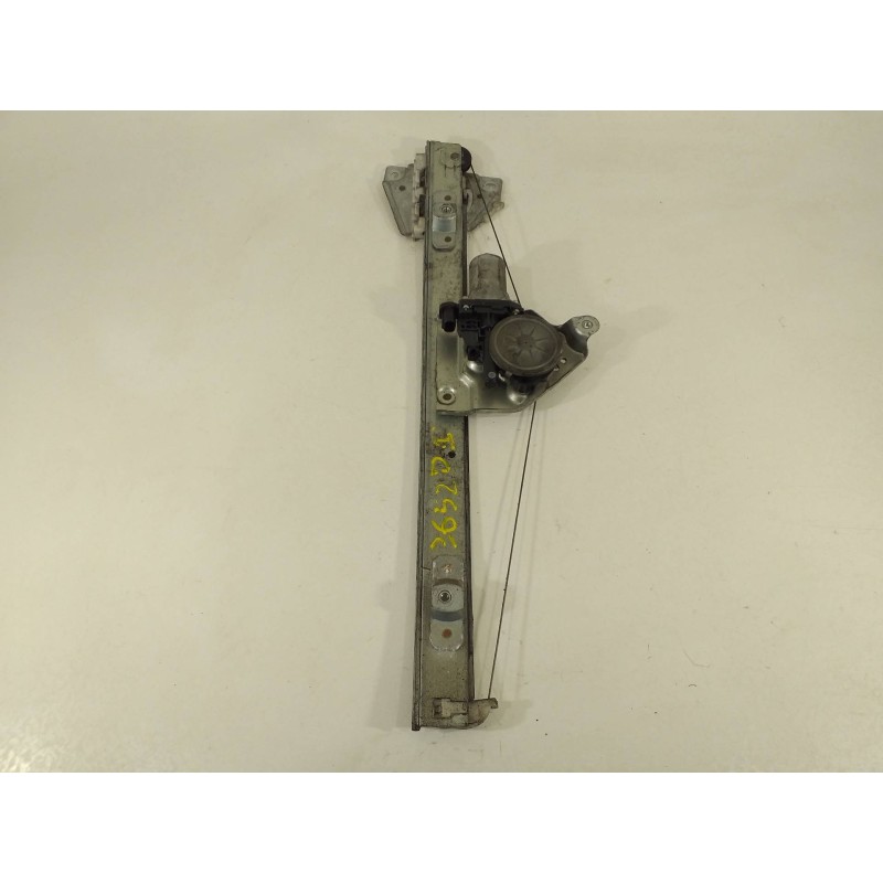 Recambio de elevalunas delantero izquierdo para suzuki grand vitara jb (jt) 1.9 ddis jlx (5-ptas.) referencia OEM IAM 8346065J00