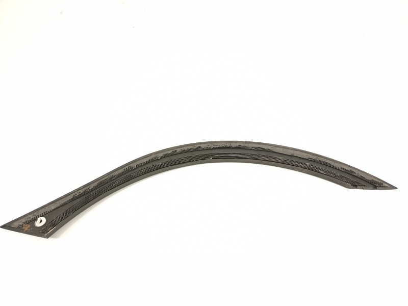 Recambio de aletin trasero derecho para seat arona xperience referencia OEM IAM 6F9853818  