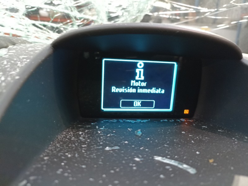Recambio de pantalla multifuncion para ford fiesta (ccn) trend referencia OEM IAM ET7T18B955BA  