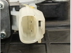 Recambio de elevalunas trasero derecho para kia carens ( ) business referencia OEM IAM 83480A4000 83460A4000  2