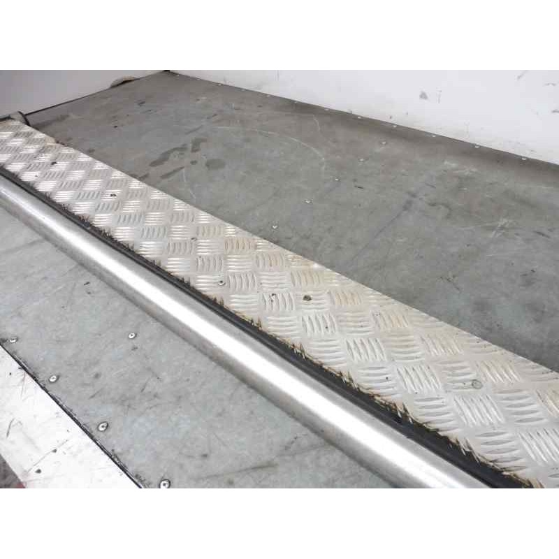 Recambio de estribos laterales para suzuki grand vitara jb (jt) 1.9 ddis jlx (5-ptas.) referencia OEM IAM   