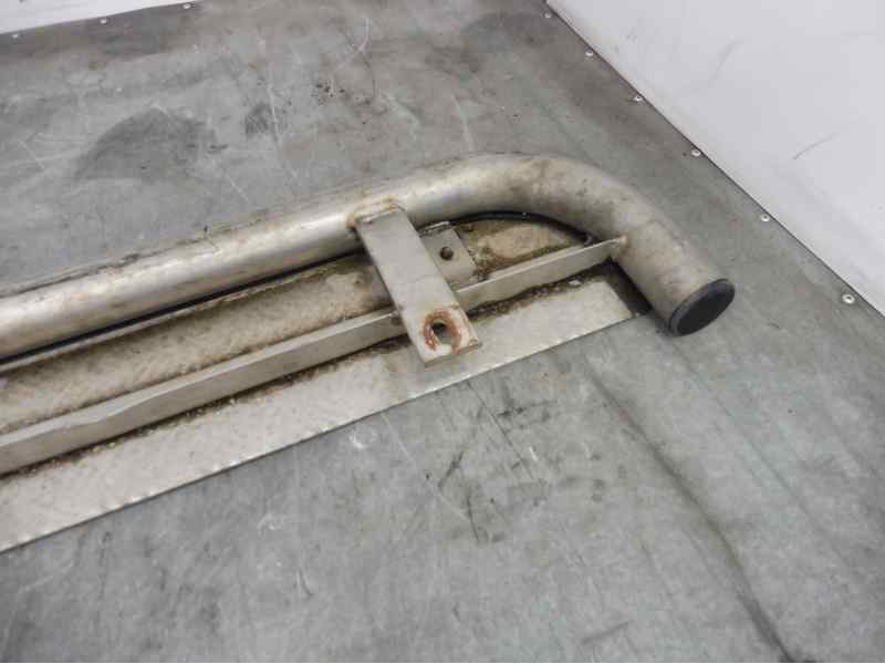 Recambio de estribos laterales para suzuki grand vitara jb (jt) 1.9 ddis jlx (5-ptas.) referencia OEM IAM   