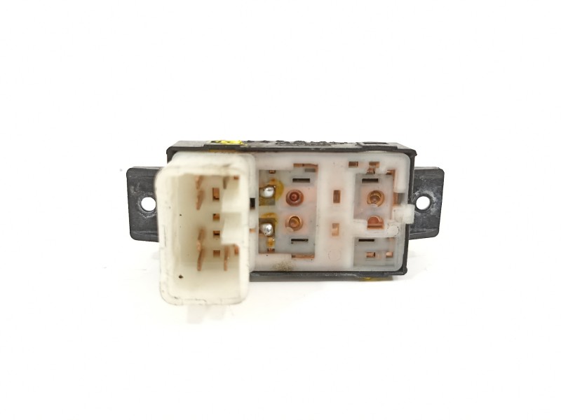 Recambio de mando elevalunas trasero derecho para ssangyong rexton w premium 2wd referencia OEM IAM 202006279   Recambio de mando elevalunas trasero derecho para ssangyong rexton w premium 2wd referencia OEM IAM 202006279