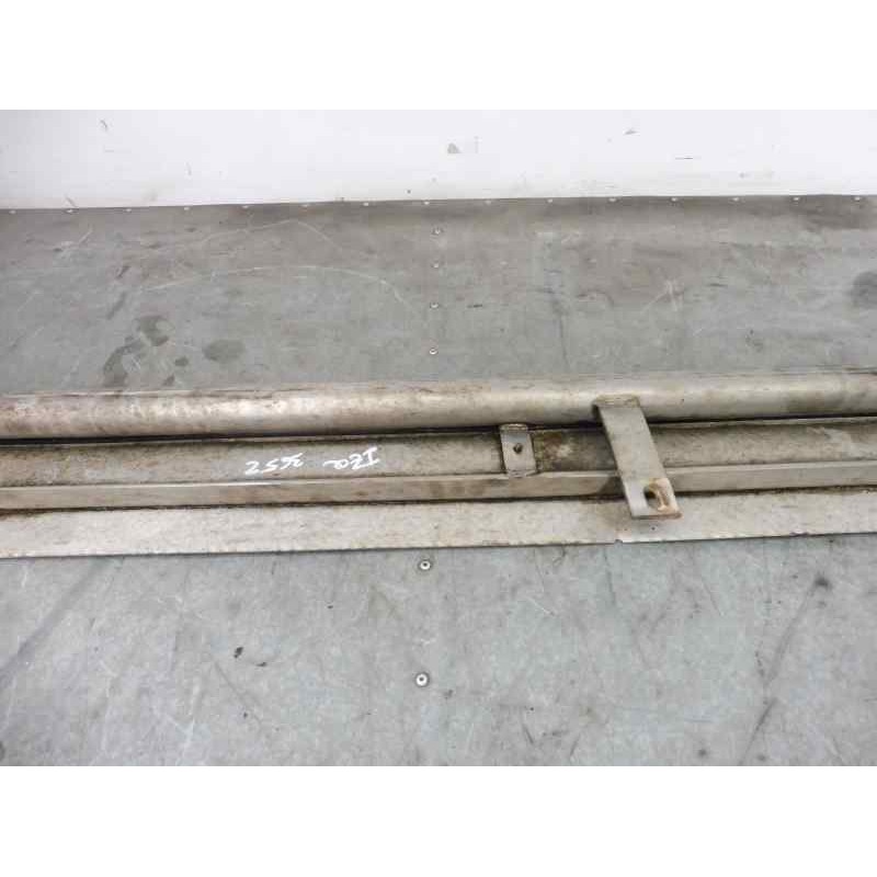 Recambio de estribos laterales para suzuki grand vitara jb (jt) 1.9 ddis jlx (5-ptas.) referencia OEM IAM   