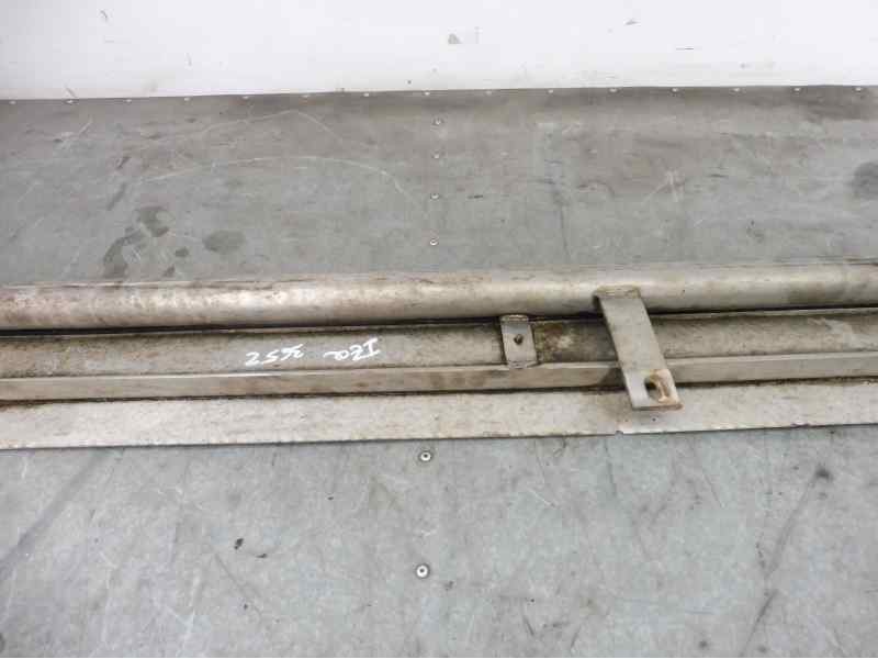 Recambio de estribos laterales para suzuki grand vitara jb (jt) 1.9 ddis jlx (5-ptas.) referencia OEM IAM   