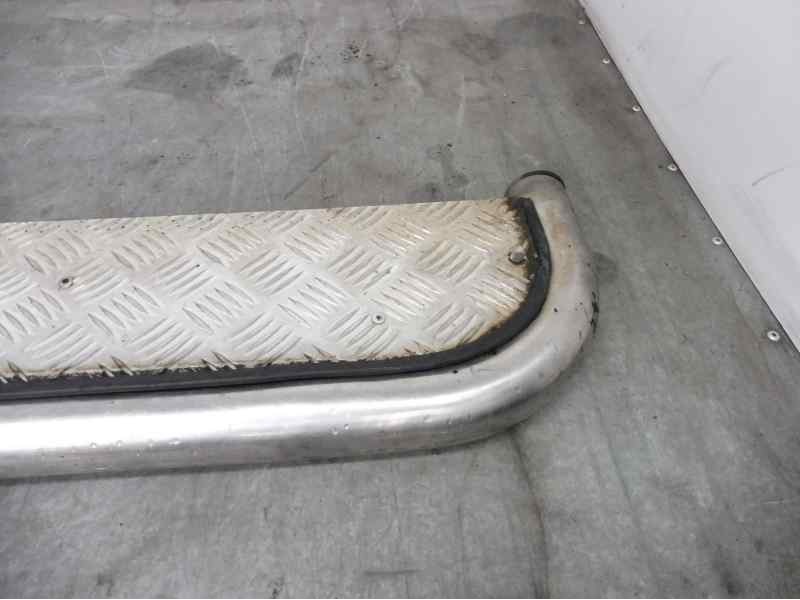 Recambio de estribos laterales para suzuki grand vitara jb (jt) 1.9 ddis jlx (5-ptas.) referencia OEM IAM   