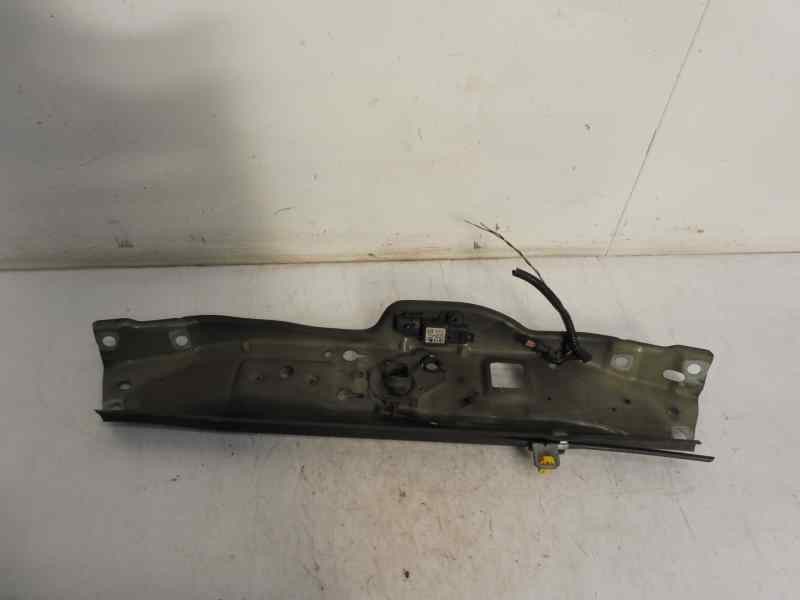 Recambio de travesaño superior para opel zafira b cosmo referencia OEM IAM   