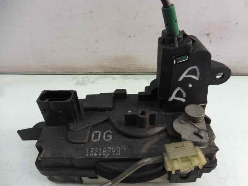 Recambio de cerradura puerta delantera derecha para opel zafira b cosmo referencia OEM IAM 13210749  