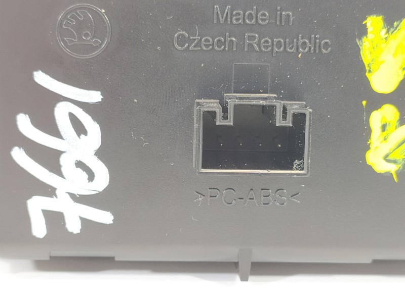 Recambio de pantalla multifuncion para skoda superb combi (3t5) exclusive 4x4 referencia OEM IAM 3T0919201  