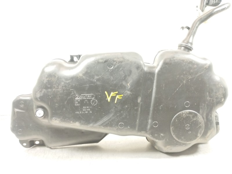Recambio de deposito combustible para seat arona xperience referencia OEM IAM 2Q020101  