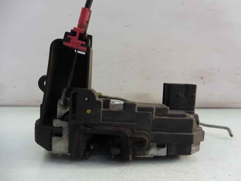 Recambio de cerradura puerta trasera derecha para opel zafira b cosmo referencia OEM IAM   