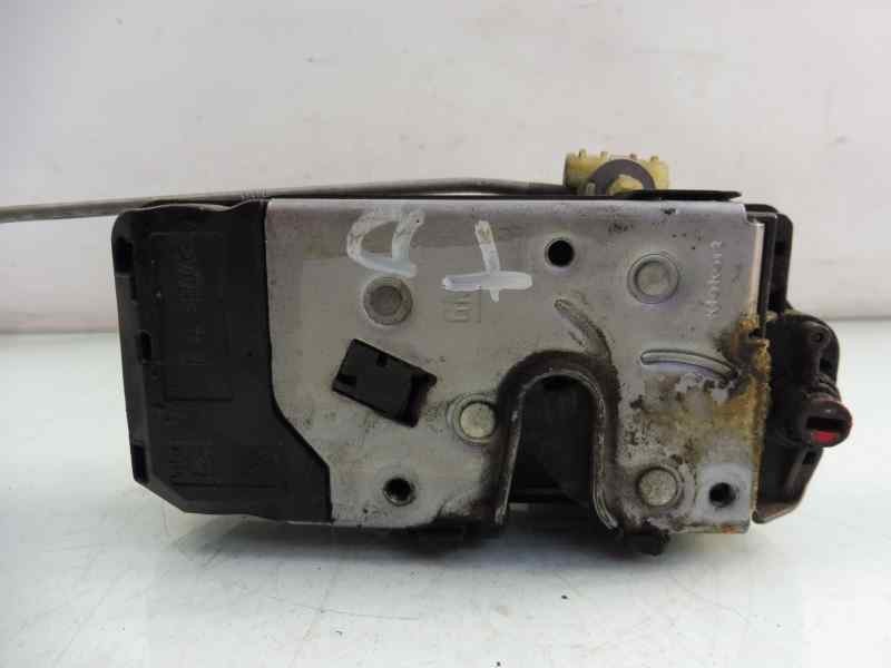 Recambio de cerradura puerta trasera derecha para opel zafira b cosmo referencia OEM IAM   