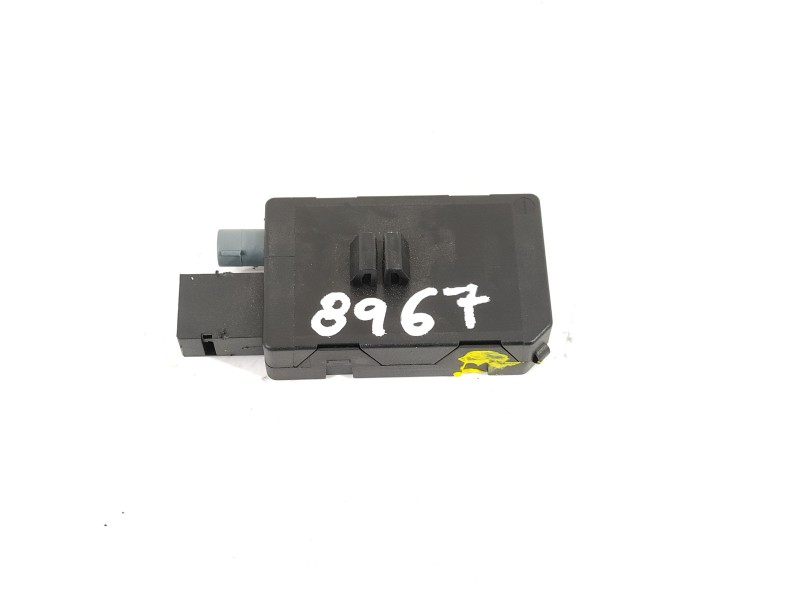 Recambio de antena para citroën c4 grand picasso feel referencia OEM IAM 9807982580  