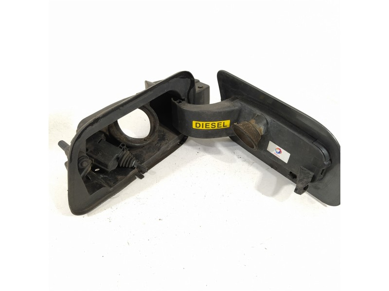 Recambio de tapa exterior combustible para citroën c4 grand picasso feel referencia OEM IAM 9816003180  