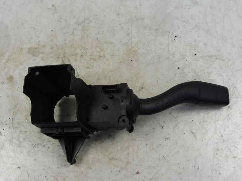 Recambio de mando intermitentes para audi a4 berlina (8e) 2.0 tdi 16v (103kw) referencia OEM IAM 4E0953513E  