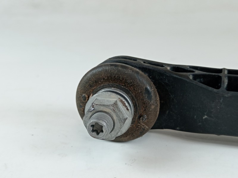 Recambio de bieleta estabilizadora delantera derecha para seat ibiza (kj1) fr referencia OEM IAM 2Q0411315  