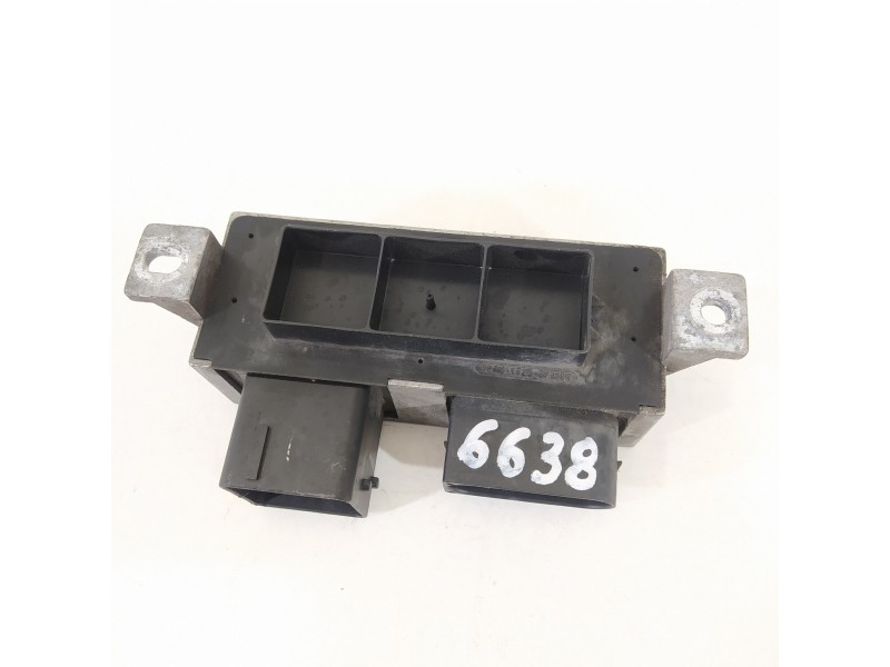 Recambio de caja precalentamiento para renault megane iii berlina 5 p emotion referencia OEM IAM 8200558438A  