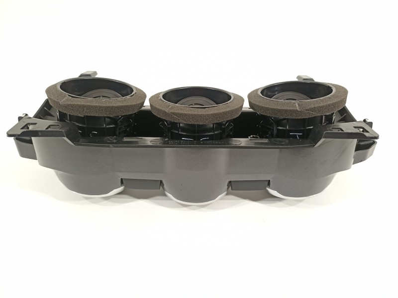 Recambio de rejilla aireadora para nissan juke (f16) referencia OEM IAM 682606PA0A 682U16PA0A 