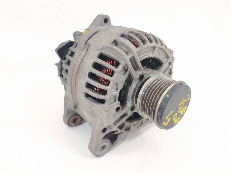 Recambio de alternador para nissan qashqai (j10) acenta referencia OEM IAM 8200728292A 0124525140 