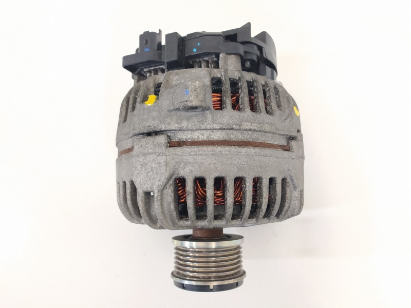 Recambio de alternador para nissan qashqai (j10) acenta referencia OEM IAM 8200728292A 0124525140 