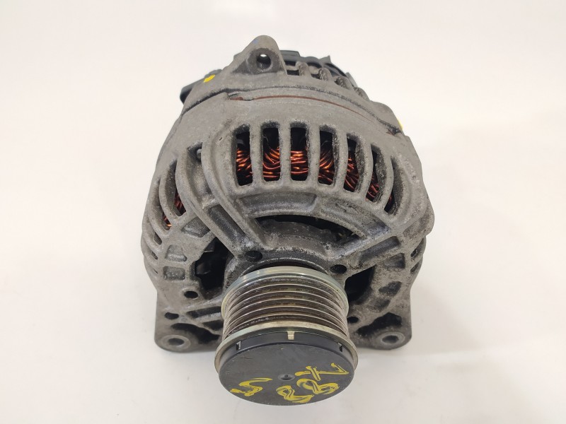 Recambio de alternador para nissan qashqai (j10) acenta referencia OEM IAM 8200728292A 0124525140 